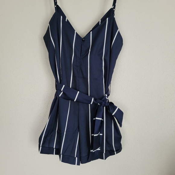 Zaful Navy Blue and White Romper Size 6 - Picture 2 of 11